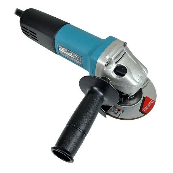 Pulidora-Makita-4-1I2″-840W-9557HPG-3.jpg