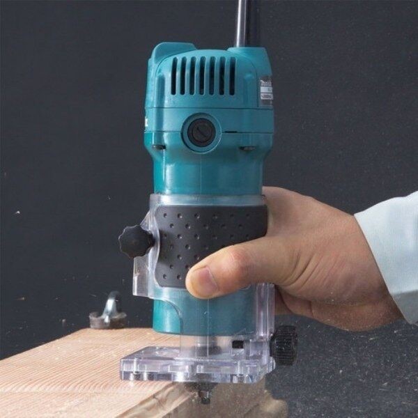 Rebordeadora-Makita-530W-MT-3700B-2.jpg
